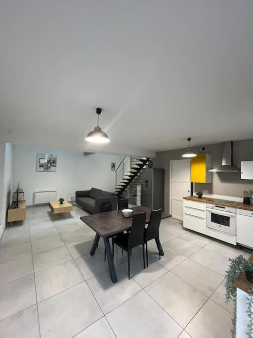 La Maison Du Bonheur 70 M² Saint-Amand-les-Eaux Eksteriør bilde